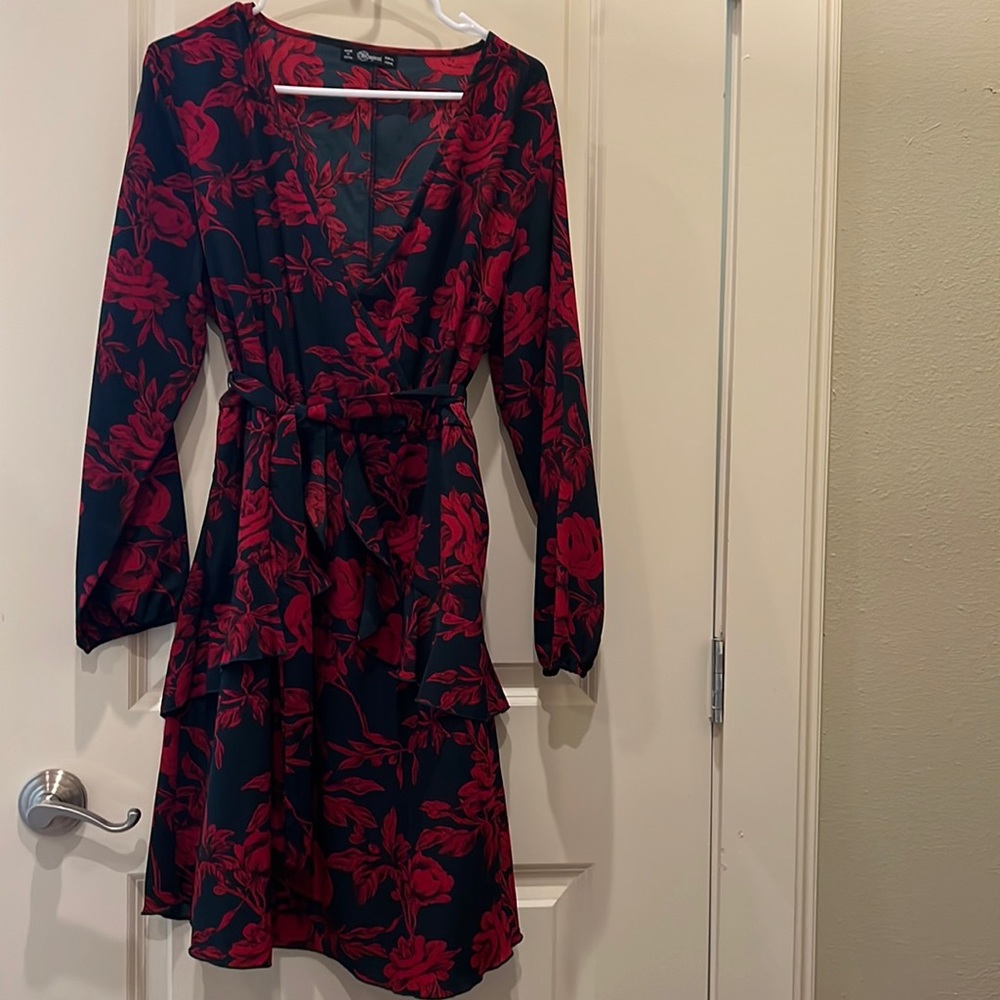 Navy/burgundy floral cocktail dress- very lightweight and very flattering